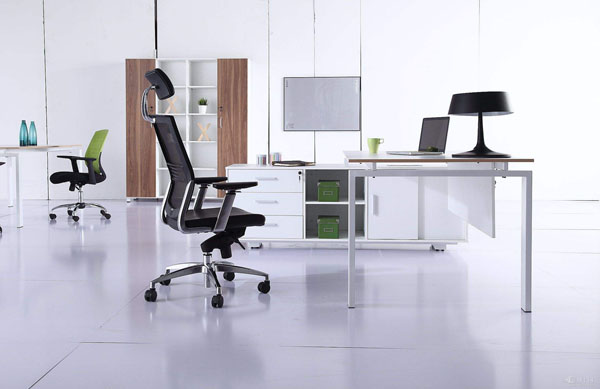 辦公家具磕碰了怎么辦？